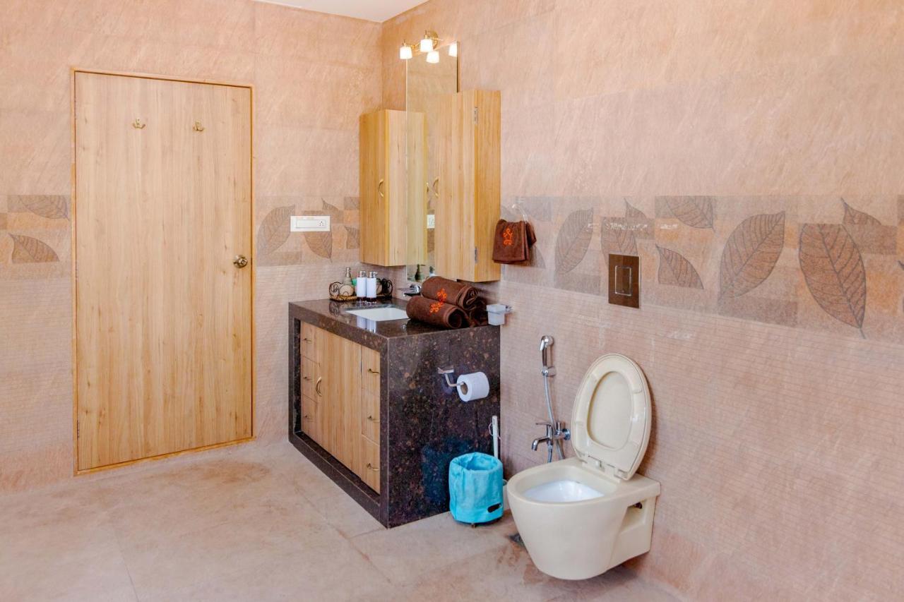 Saffronstays La Casa Maestro, Kashid - Spanish-Style Luxury Villa Near Kashid Beach Екстер'єр фото